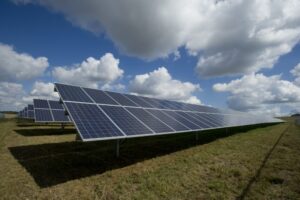 ペロブスカイト型太陽電池パネルの設置イメージ──次世代太陽電池が住宅エネルギーを変える